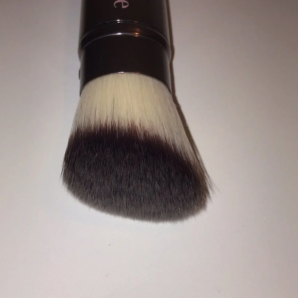 Maelle beauty Retractable Kabuki Brush NEW